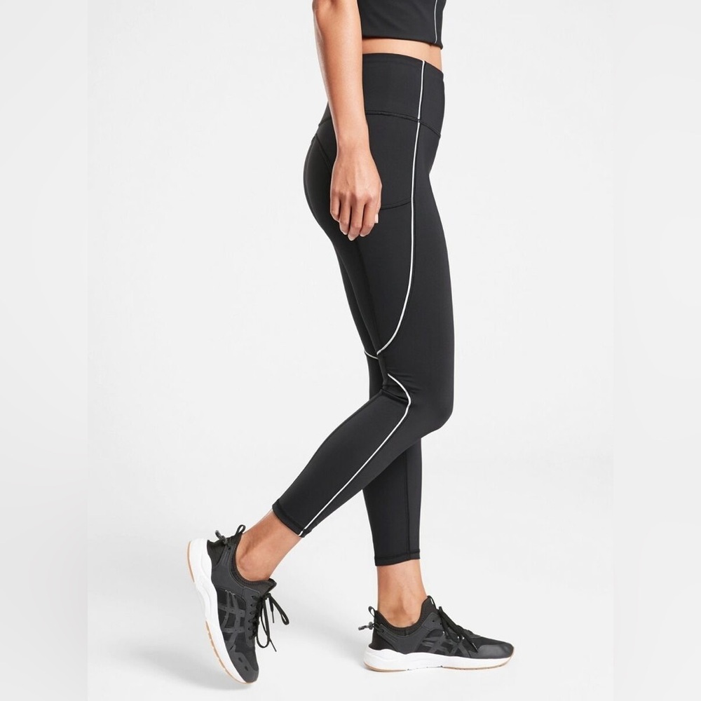 {XXS} Athleta Tailwind Reflective 7/8 Tight in Supersonic Black